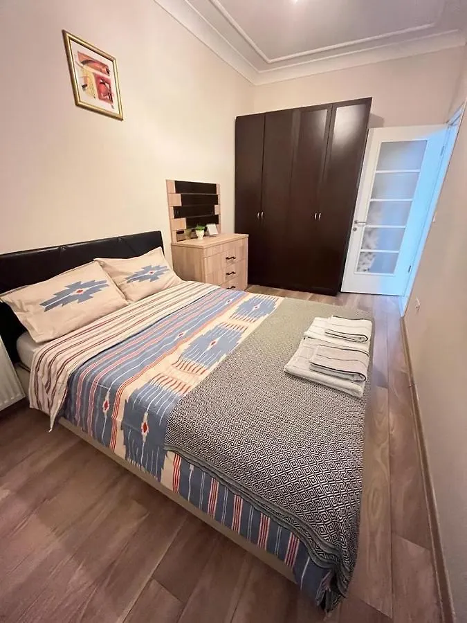Sisli Cevahir Garden Home Air-Conditioned Apartment Istanbul