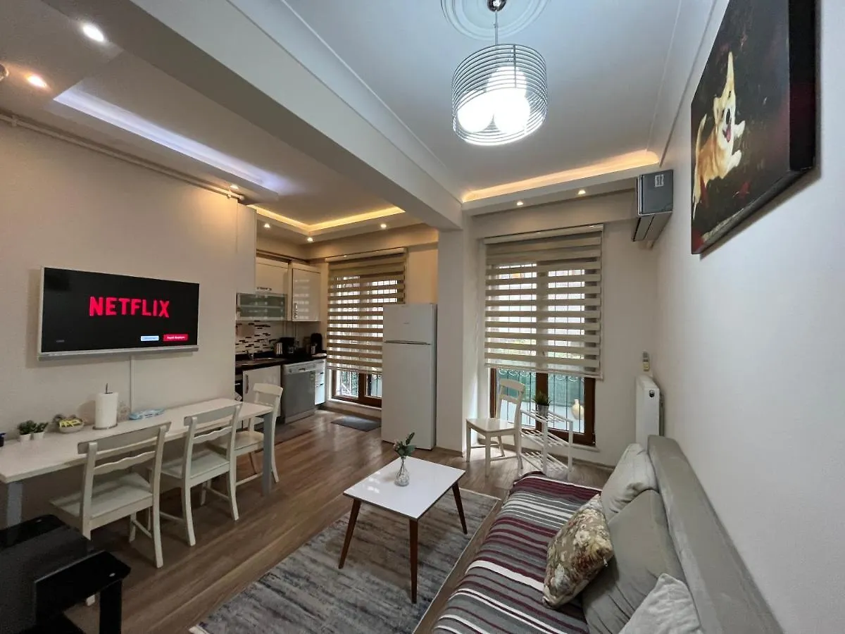 Sisli Cevahir Garden Home Air-Conditioned Apartment location